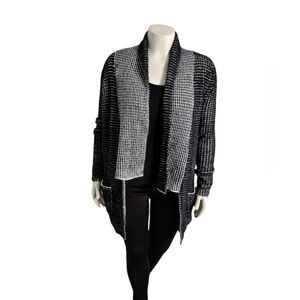Princess Vera Wang Black Acrylic-Nylon Textured Sweater Cardigan Casual MEDIUM
